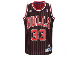 Scottie Pippen Chicago Bulls adidas Hardwood Classics Swingman Jersey - Black